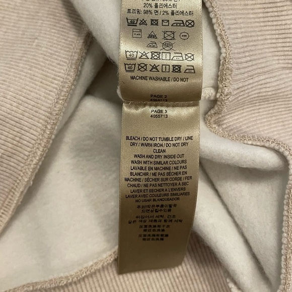 Burberry V-Neck/Off Shoulder Sweater - Picture 7 of 10